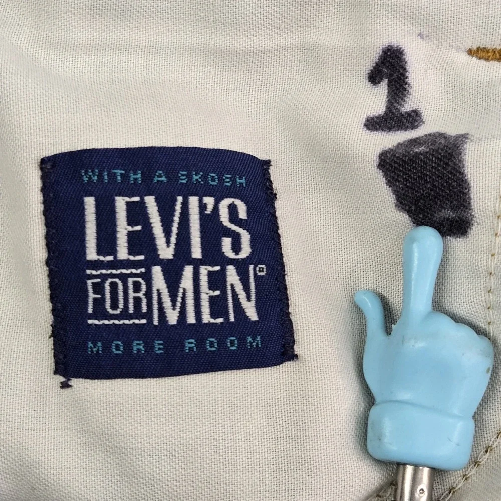 VINTAGE Levi's For Men Jeans 36X32 Light Blue Denim Black Gold Tab‎ 25